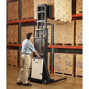 Crown B Series Walkie Stackers