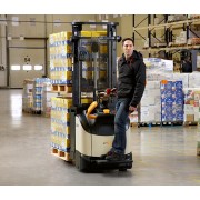 Crown ET Series Platform Stackers