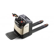 Crown WT Series Platform Pallet Truck